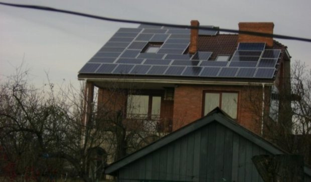Инженер из Луцка зарабатывает на солнечной энергии до 9 тысяч гривен в месяц