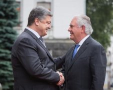 Диалог Порошенко с Тиллерсон: за что президент поблагодарил Америку