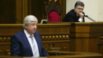 Порошенко не спешит с указом об увольнении Шокина