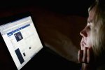 Facebook створює особливий чіп для стеження