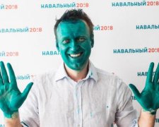 Глава штаба Навального умудрился обесчестить гигантскую статую