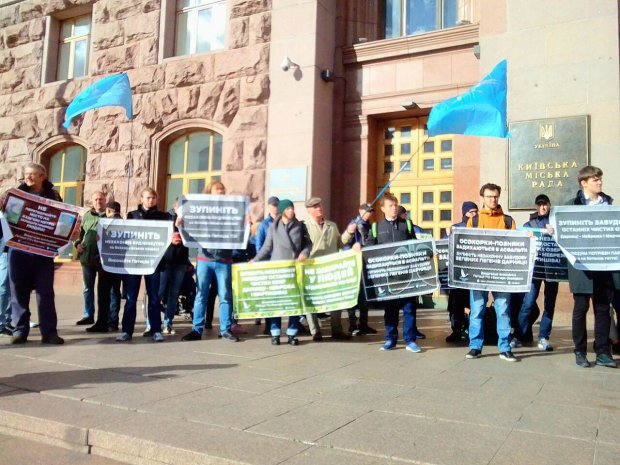 Киевсовет, хватит спать! Активисты восстали против наглости застройщиков, Кличко выдвинули жесткие требования