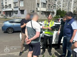 Арест за взятку
