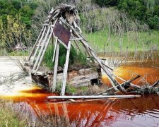 Ціле село перетворилося на радіоактивне озеро: вражаючі кадри