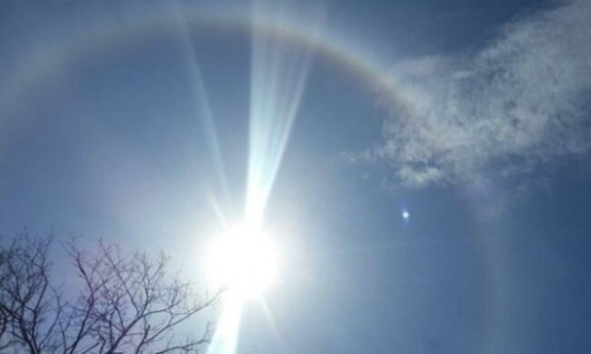 В День памяти и примирения в небе появился круг единения