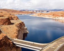 У пустелі створили найбільше у світі водосховище