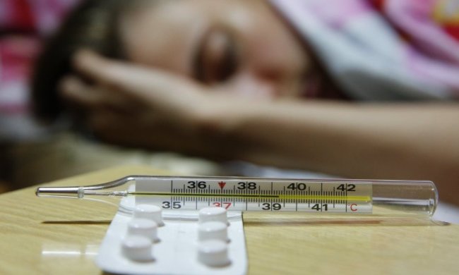 Лікарі розповіли, чому в дітей безсимптомно підвищується температура: три головні причини