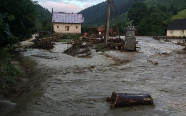 Наводнение на Закарпатье: целый регион на грани катастрофы