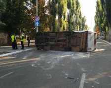 Фатальний відпочинок: автобус з українцями протаранив вантажівку