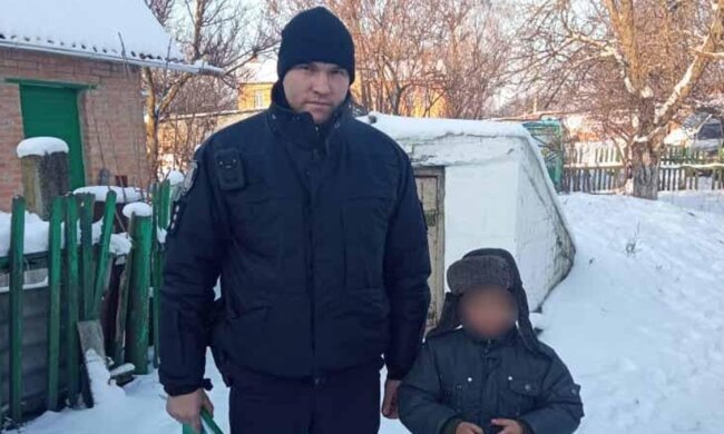 поліцейський з дитиною, фото з Facebook