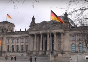 Заробитчане в Германии, скриншот из видео