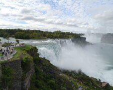 Водоспад, фото pxhere.com