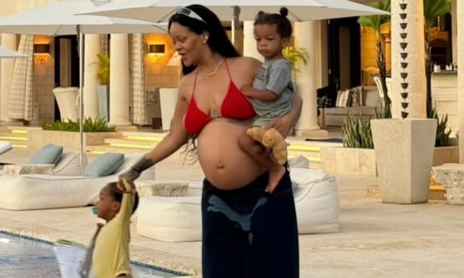 Rihanna, фото із соцмереж співачки