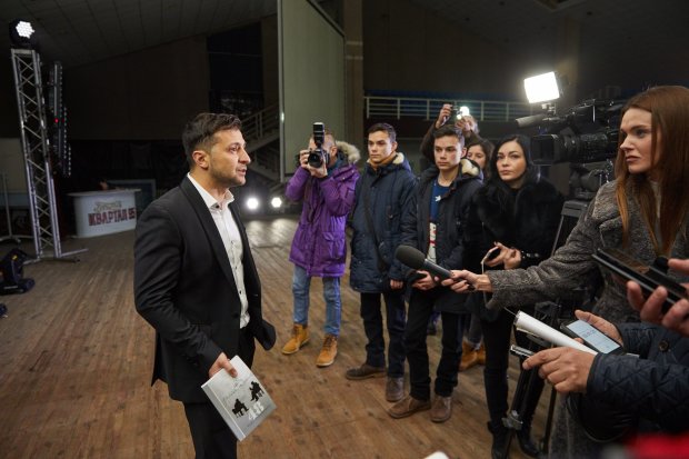 Зеленский неожиданно поддержал Вакарчука на выборах: если тебе не слабо