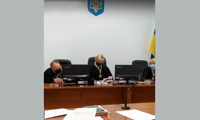 Истец снял служителя Фемиды, который упал в объятия Морфея на суде: "Слышу, кто-то храпит"