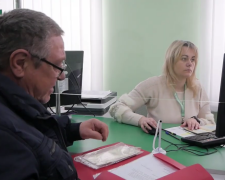 Пенсіонер. Фото: скрін youtube