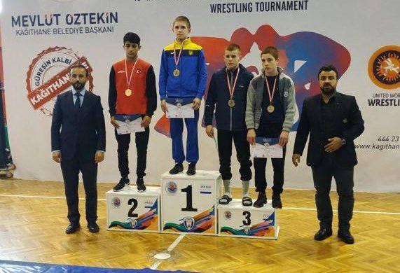 Українці тріумфально виступили на міжнародному турнірі з боротьби