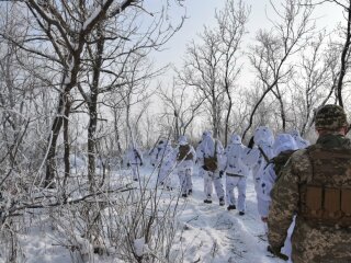 украинские военные на Донбассе, фото: штаб ООС