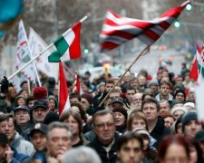 Языковый вопрос: Венгрия пошла на грязную игру против Украины
