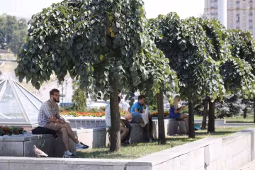 Спекотніше за літо: Київ побив перший температурний рекорд цієї осені