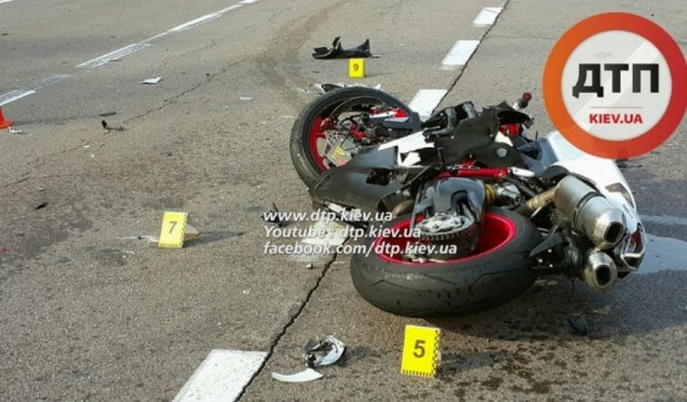 На Київщині на смерть розбився мотоцикліст на Ducati (фото)