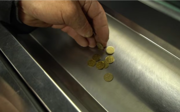 Монеты. Фото: скрин youtube