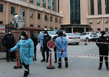 Взрыв в больнице Газиантепа, фото: "Adsız Günebakan/AA"