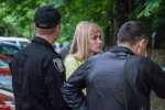 Привіт, 90-ті: в Києві звірі пошматували ножем власника телефону