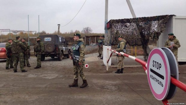 Ад на границе: боевики подло атаковали "ворота" Донбасса, пограничники бьют тревогу
