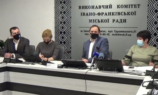 Руслан Марцинкив, кадр из оперативного совещания: Facebook