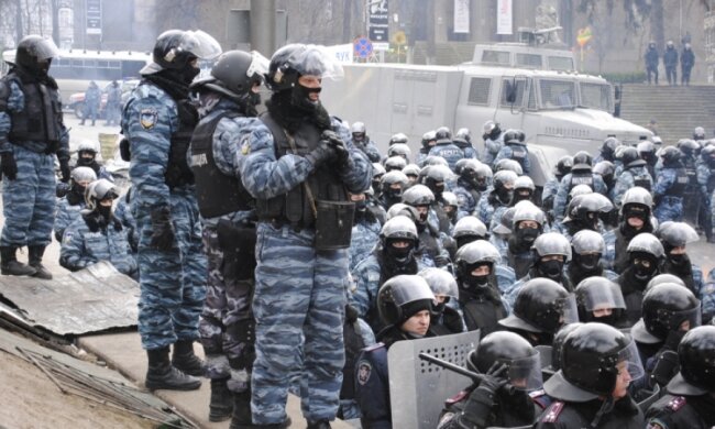 Кати Майдану досі працюють у поліції