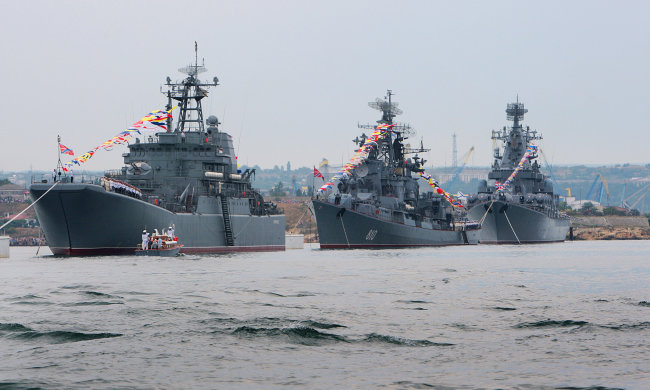 Росія почала стрімко нарощувати сили в Чорному морі: Путін поставив три завдання