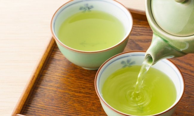 Проточна або бутильована: якою водою заварювати зелений чай