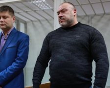 "Крисіна на нари": активісти завітали до ватажка тітушок