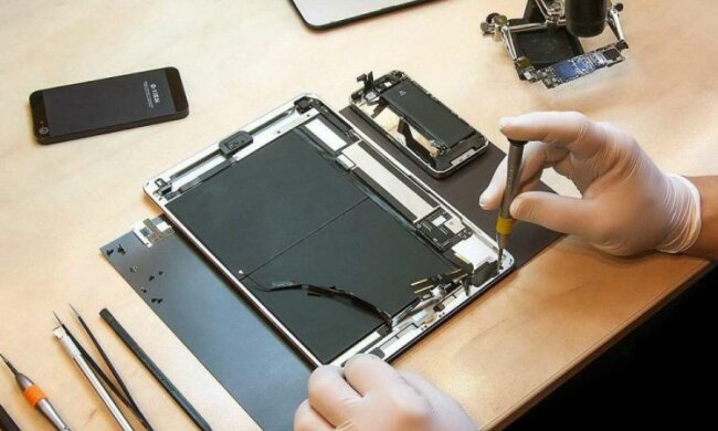 Пользователи в шоке: Apple не может починить собственный девайс