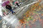 Дніпряни, шарфи на шиї та парасольки в руки: погода 3 листопада змусить помокнути і померзнути