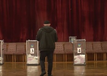 Вибори в Івано-Франківську, кадр з репортажу ТРК ВЕЖА, зображення ілюстративне: YouTube