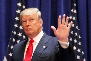 Трамп закрыл вход в Белый дом для неугодных СМИ