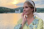 Катя Осадча відірвалася на яхті з Машею Єфросиніною, Настею Каменських, Дашею Астаф'євою, поки Горбунова немає поруч: "Ви всі як з казки"