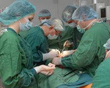 Українські хірурги провели унікальну операцію