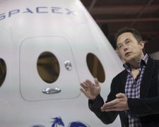 "Как тебе такое, Роскосмос?": Маск и NASA взяли МКС на абордаж