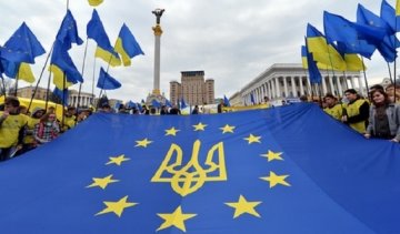 Гройсман пообещал безвизовый режим в течение месяца