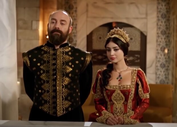 Скрин, видео YouTube султан и Изабелла