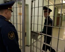 Маніяк Гена-черв'як сяде довічно