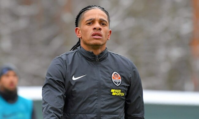 Тайсон нашел Бога в Instagram и пожаловался на "Шахтер" из-за себя же: "Помоги мне быть сильным"