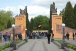 "Окупанти": львівські вандали познущалися над пам'яттю українців, всюди Путін ввижається