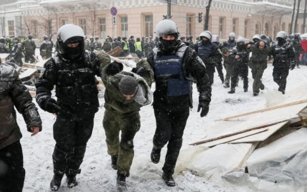 Разгон активистов под Радой: украинцам рассказали об их правах 