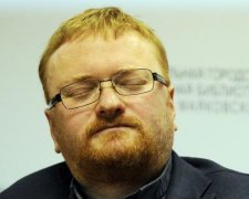 Біси оволоділи депутатом в прямому ефірі: відео