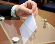 "Опозиційна платформа - За Життя" є лідером серед усіх парламентських політсил, - результати трьох соціологічних опитувань наприкінці грудня