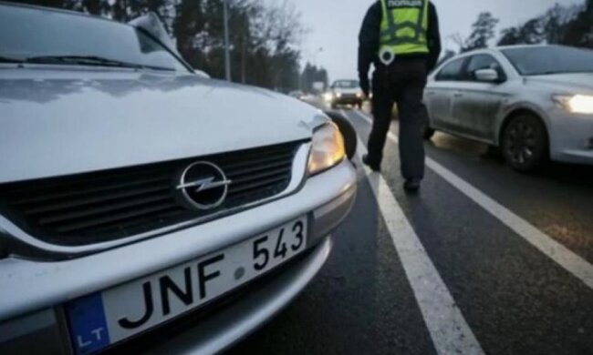 Евробляхам конец: нерастаможенные авто отберут, водителя оштрафуют